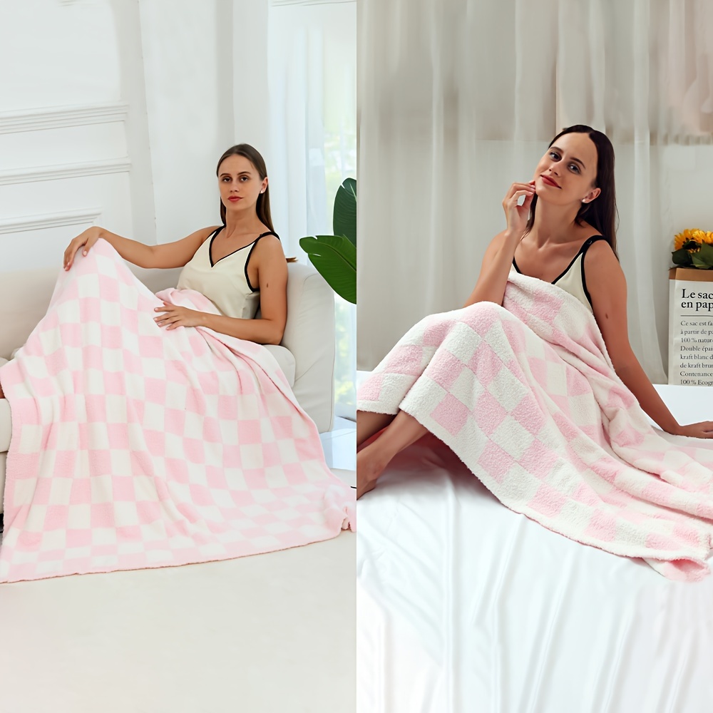 2 pieces soft and warm blanket checkerboard suitable for sofa office bed camping   blanket details 1